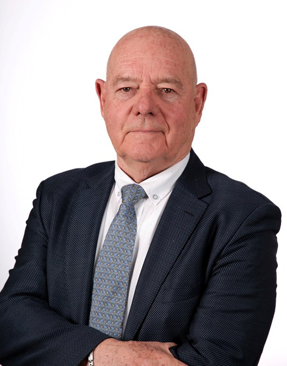 Guy HÉE